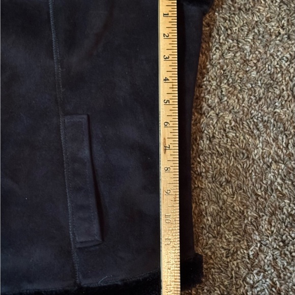 CHAPS Black Vest W/Black Faux Fur Lining, Front Zip, Womens Size 1X - Picture 6 of 7